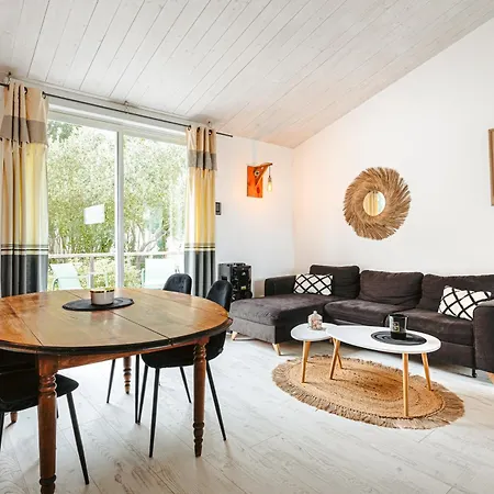 Holiday home Bouillats 28